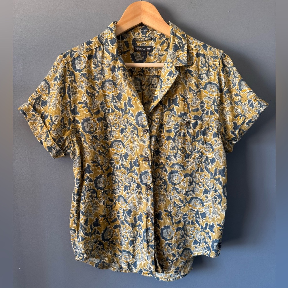Toad&Co Yellow and Blue Floral Button-Down Shirt